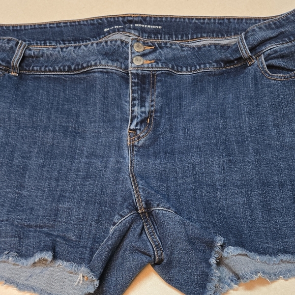 Old Navy Boyfriend Denim Shorts - Picture 1 of 3